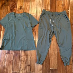 WOMENS CHEROKEE UNIFORM SCRUB SET